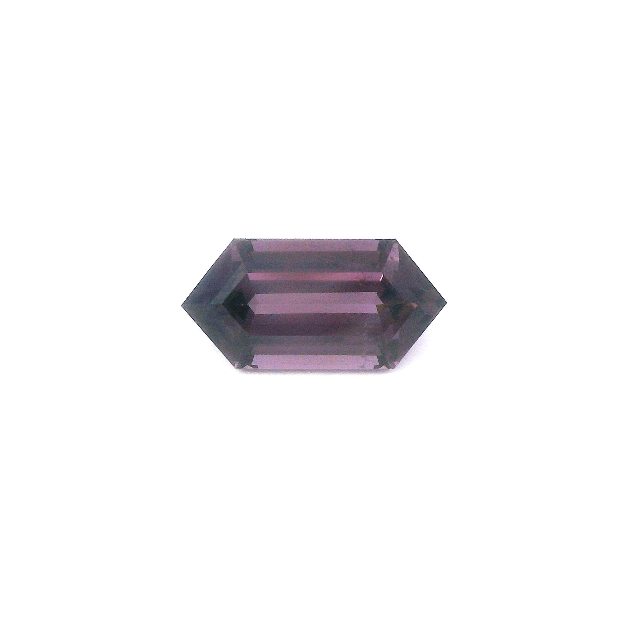 4.49 ct Hexagonal spinel