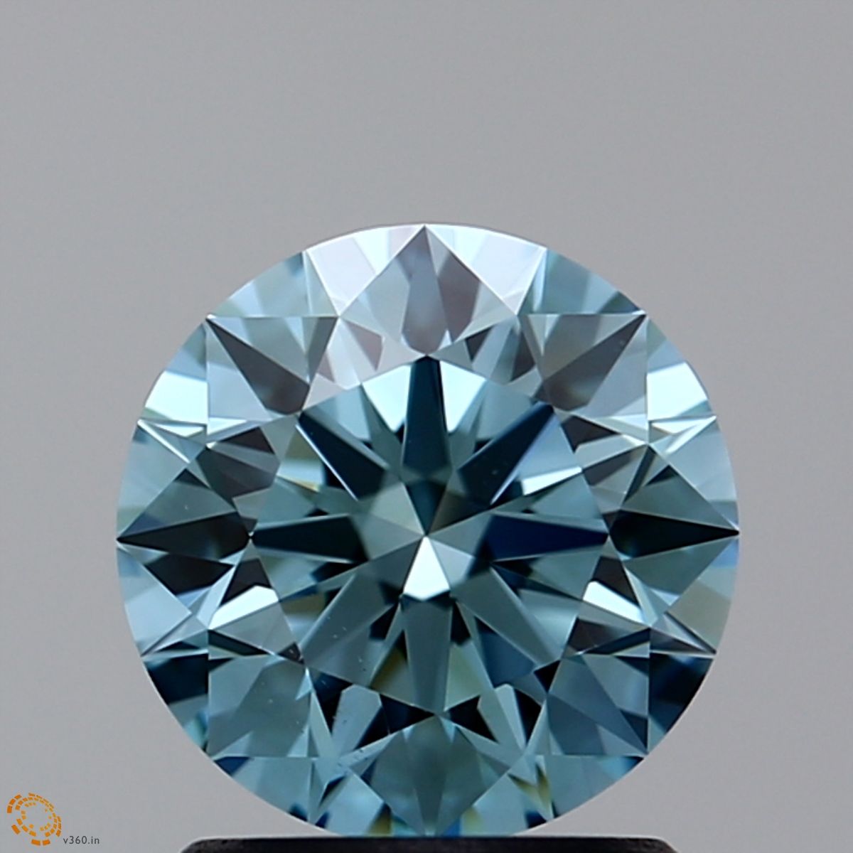 1.32 CT Fancy Green ROUND
