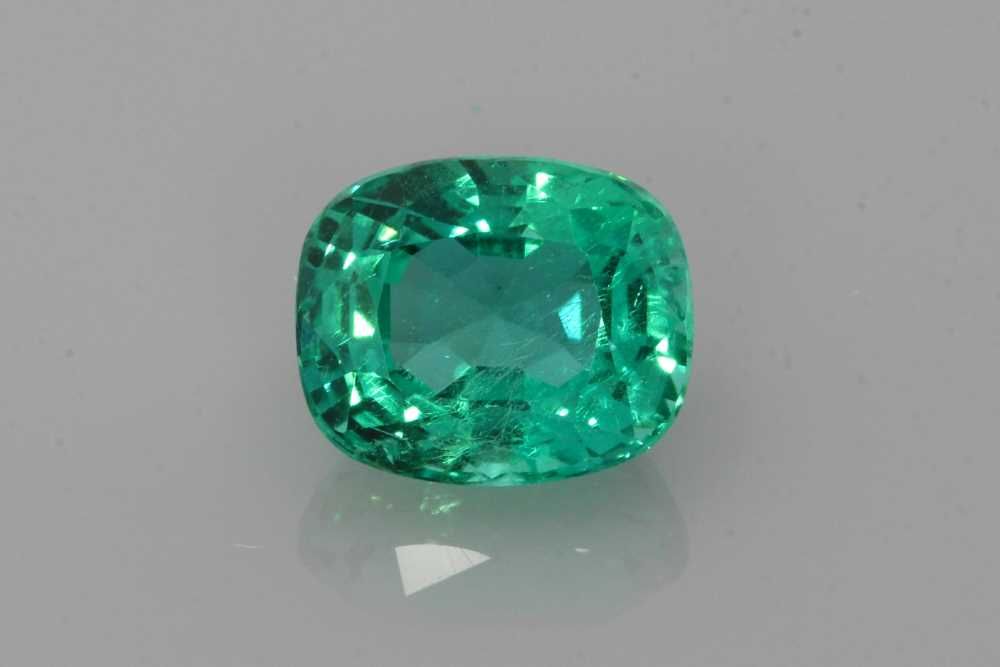 2.03 ct Cushion emerald