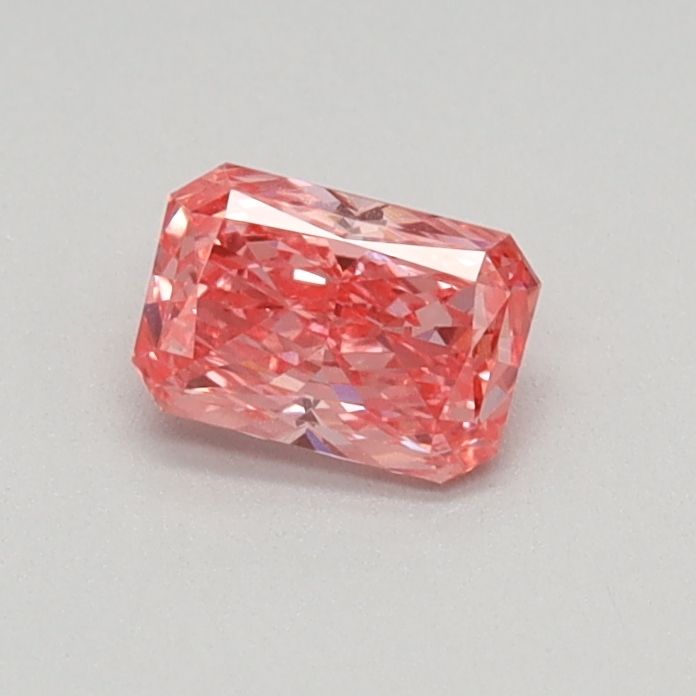 0.28 CT Fancy Vivid Pink RADIANT