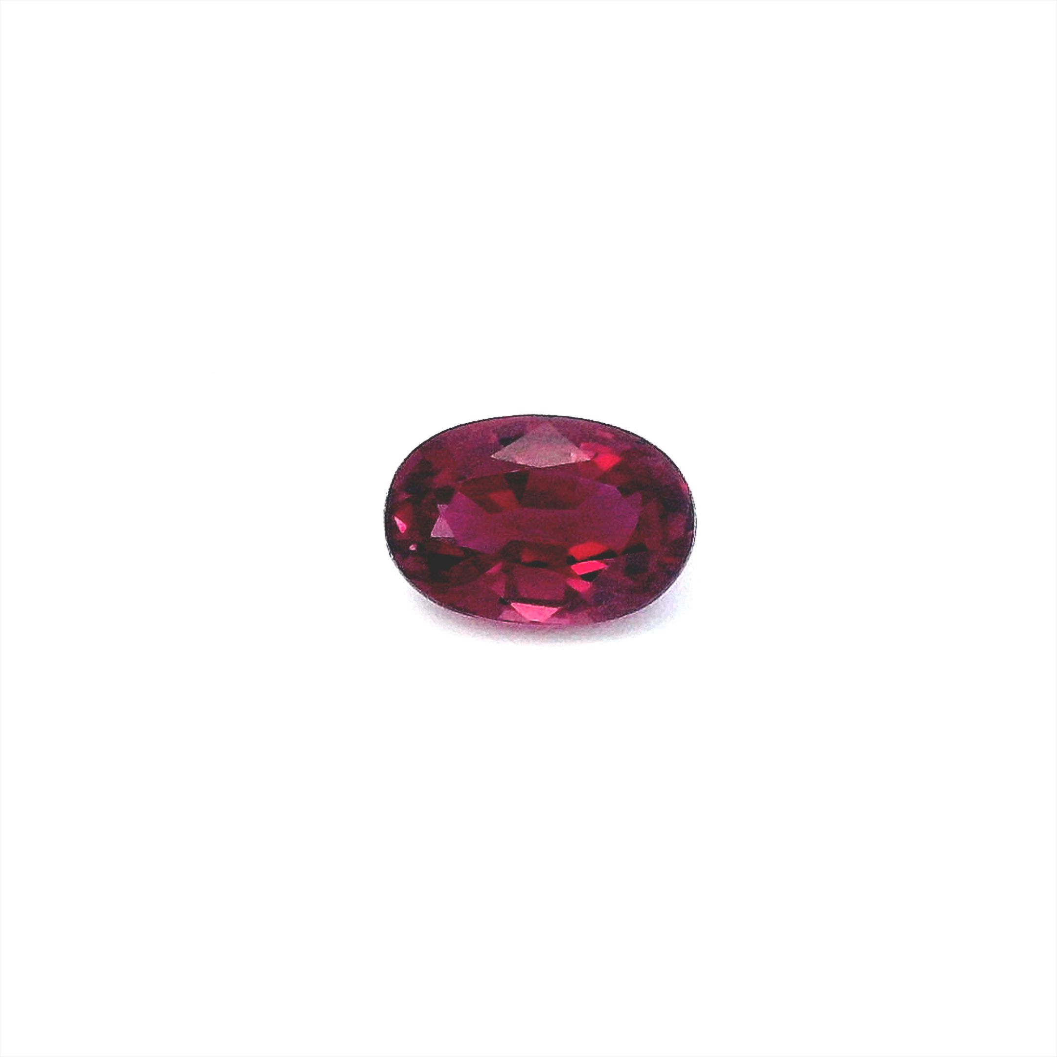 0.7 ct Oval ruby