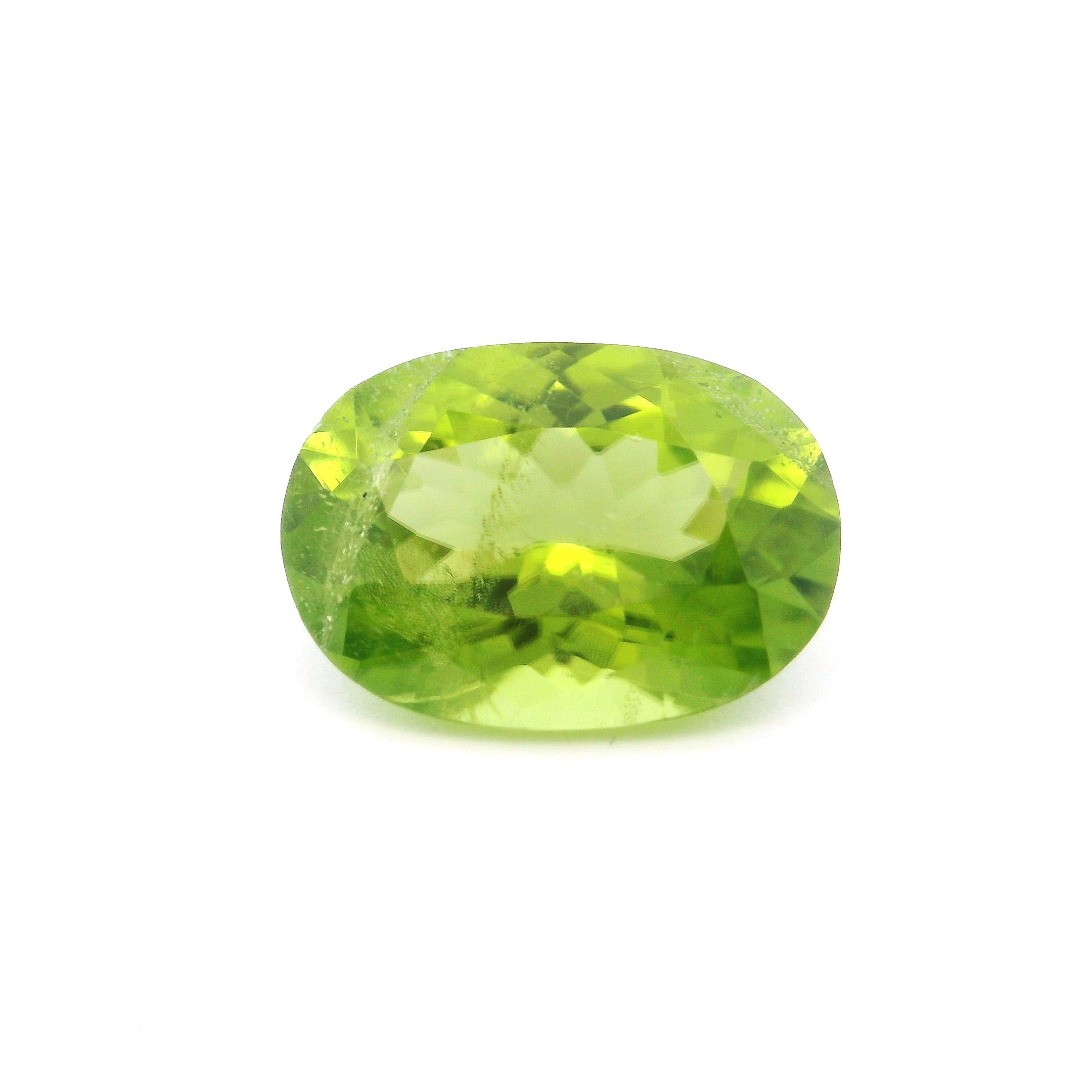 Perydot 3,10 ct, zielony, szlif owalny