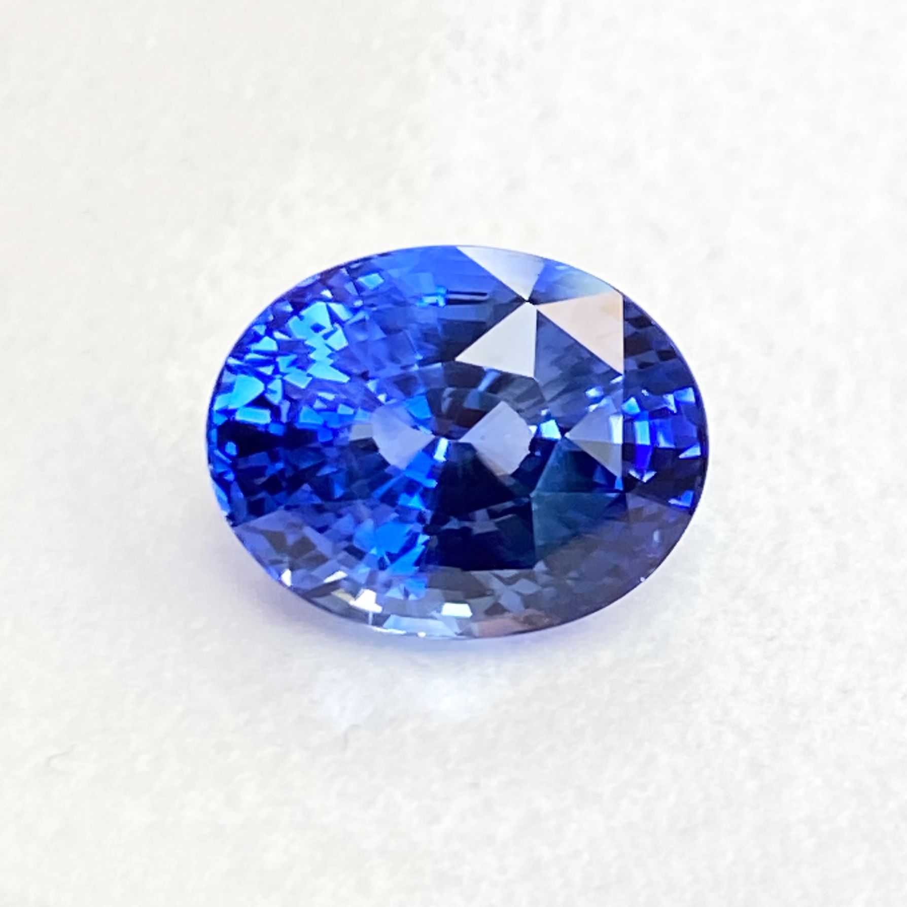 SAPPHIRE FACETED 4.53ct BLUE BLUE EC SRILANKA HEATED
