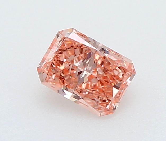 0.18 CT Fancy Vivid Pink RADIANT