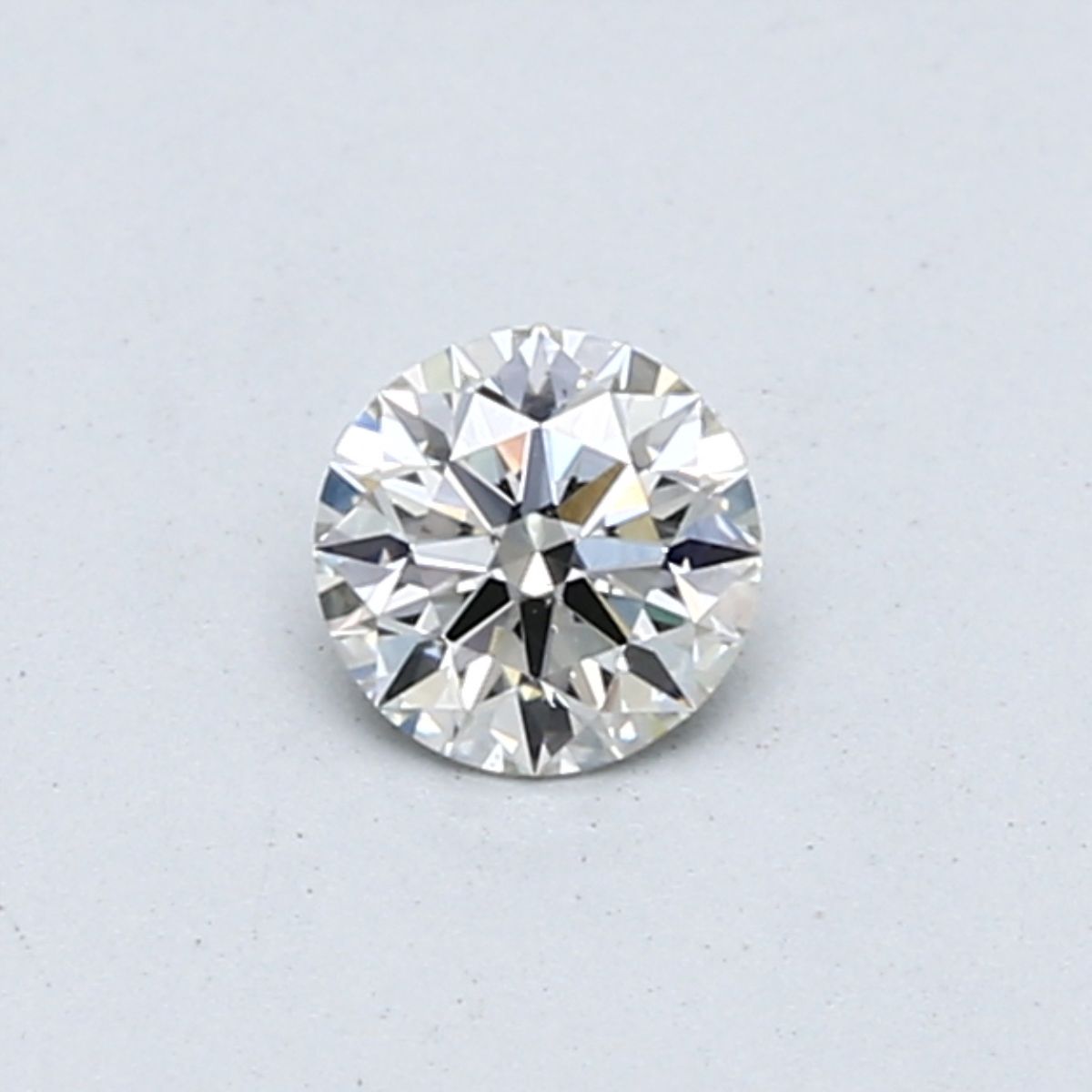 Prírodný diamant okrúhly...