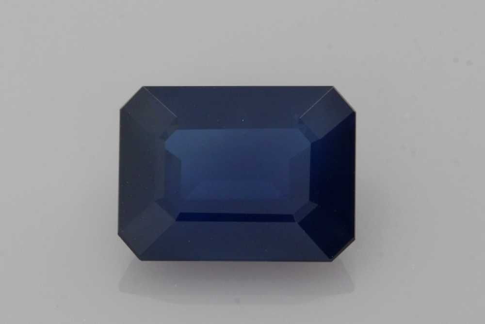 SAPPHIRE FACETED 2.57ct BLUE Vivid BLUE SI THAILAND HEATED