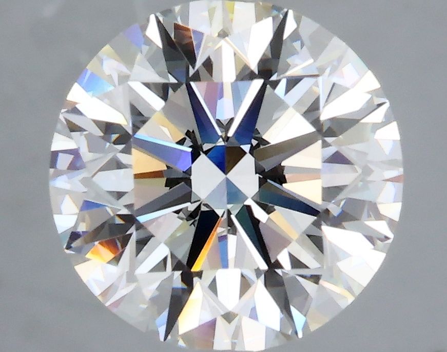 Prírodný diamant okrúhly...