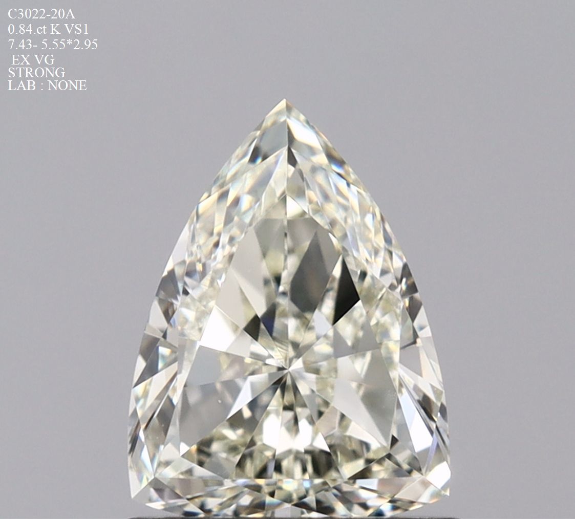 Prírodný diamant triangel,...