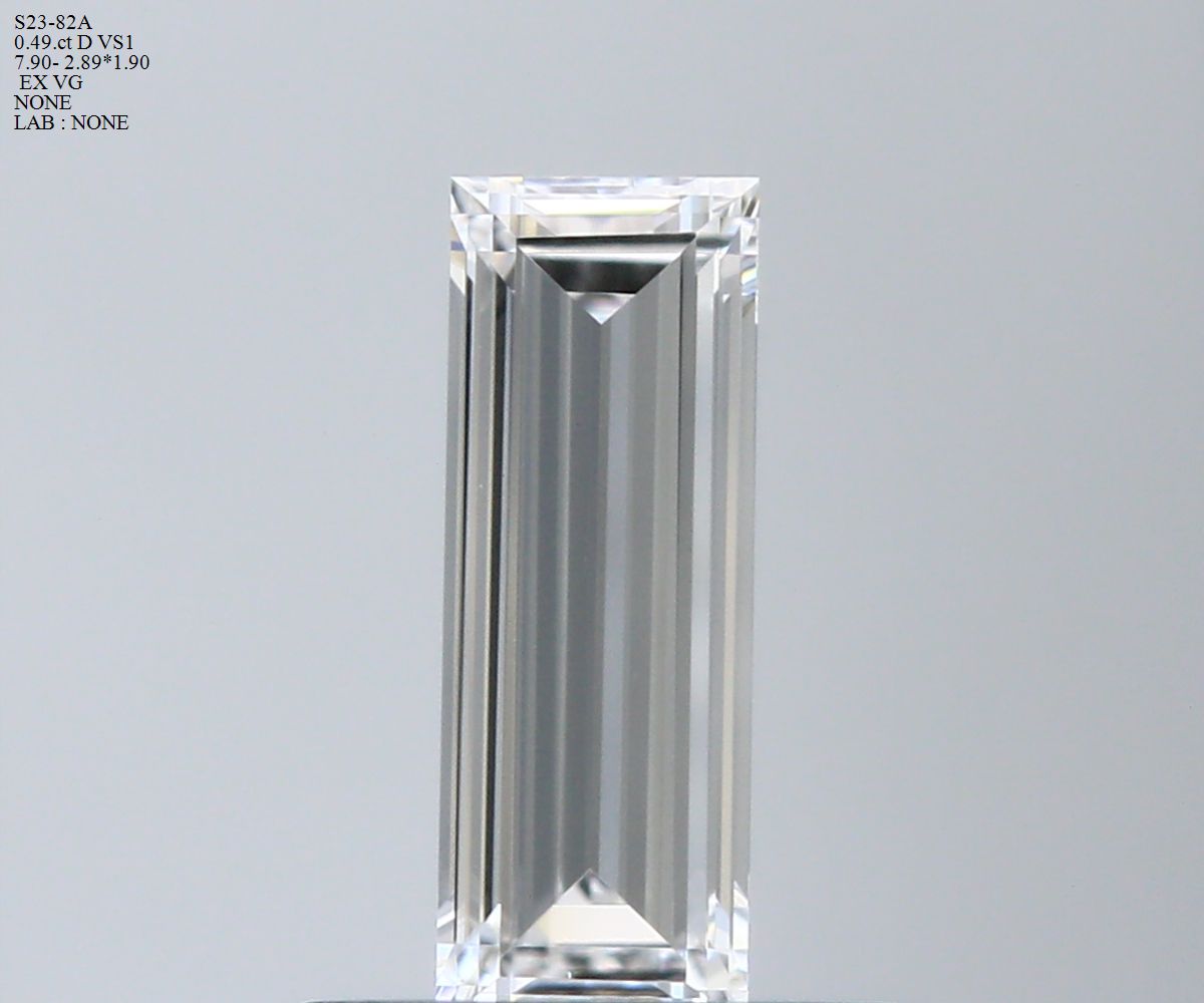 Prírodný diamant bageta,...