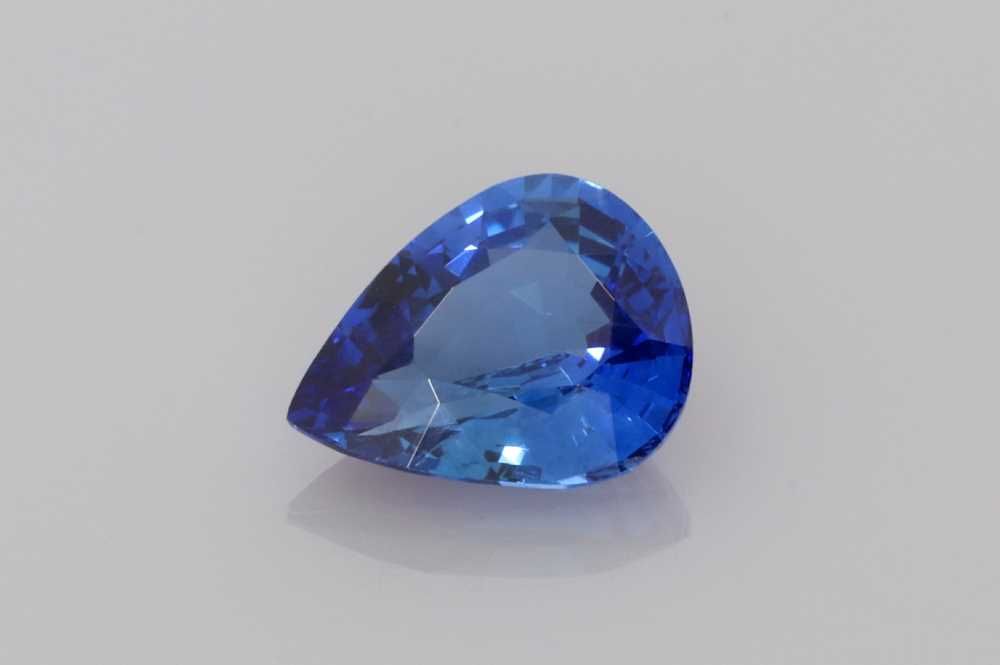 Szafir 1,80 ct, niebieski, szlif gruszka