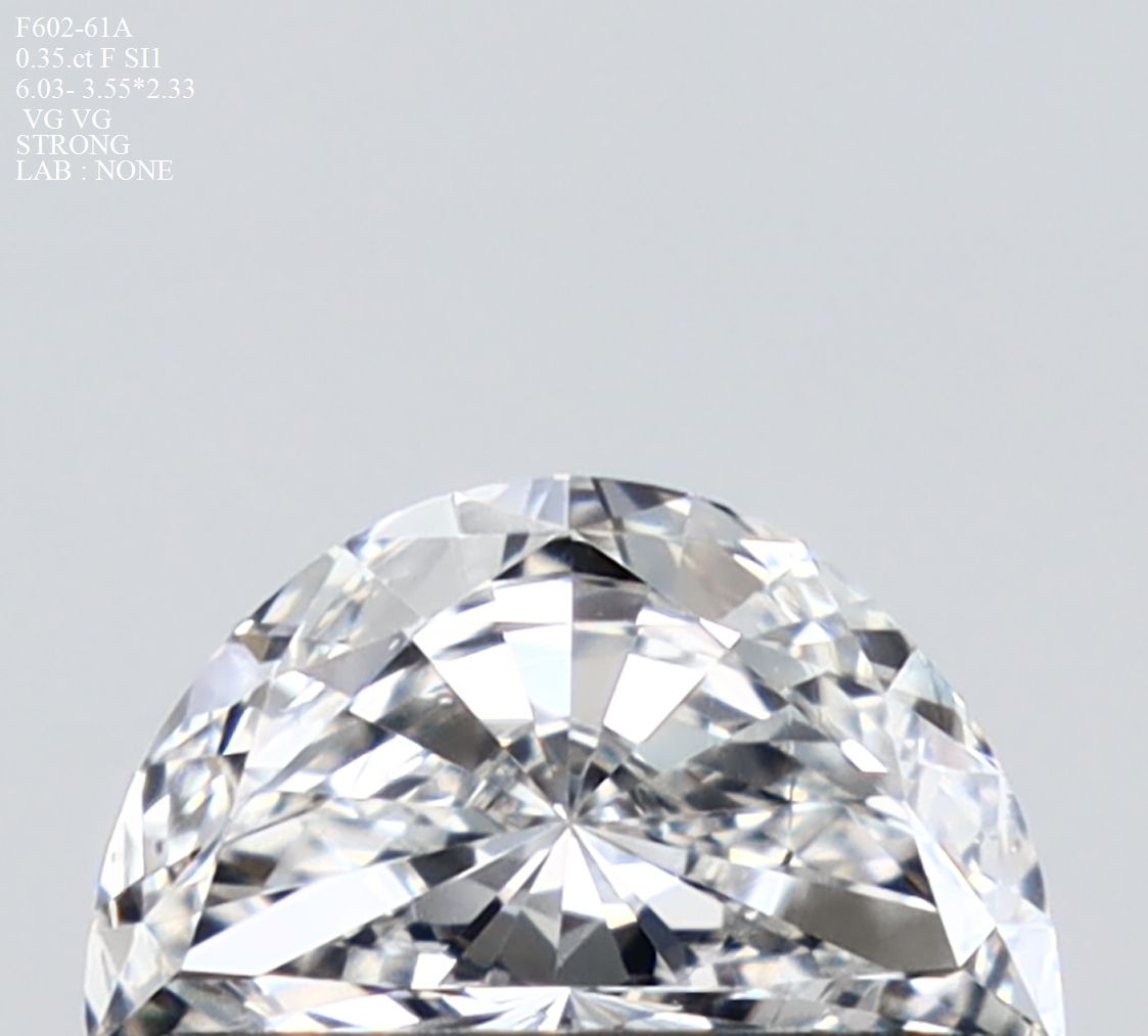 Prírodný diamant half moon,...