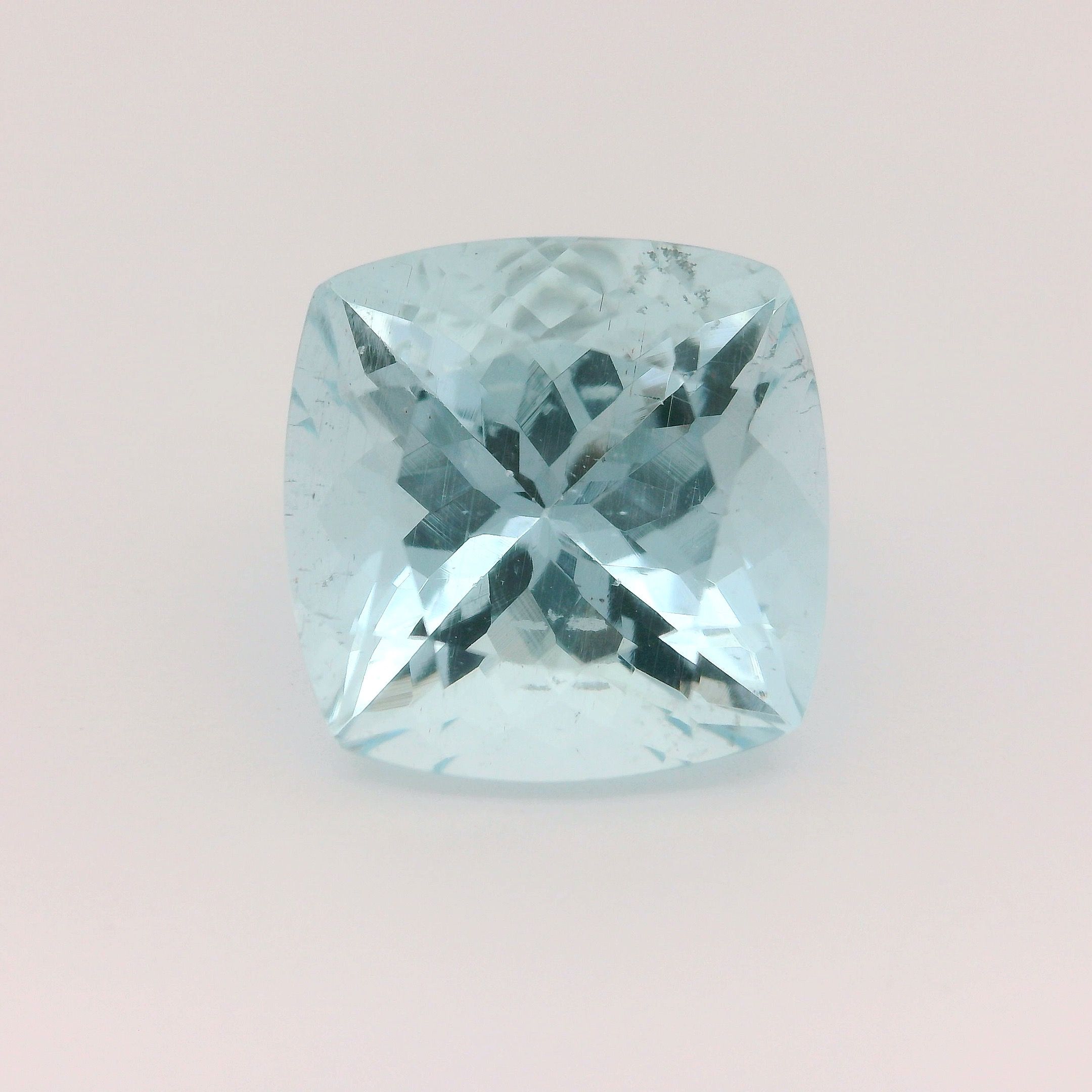 Akwamaryn 7,71 ct, niebieski, szlif cushion