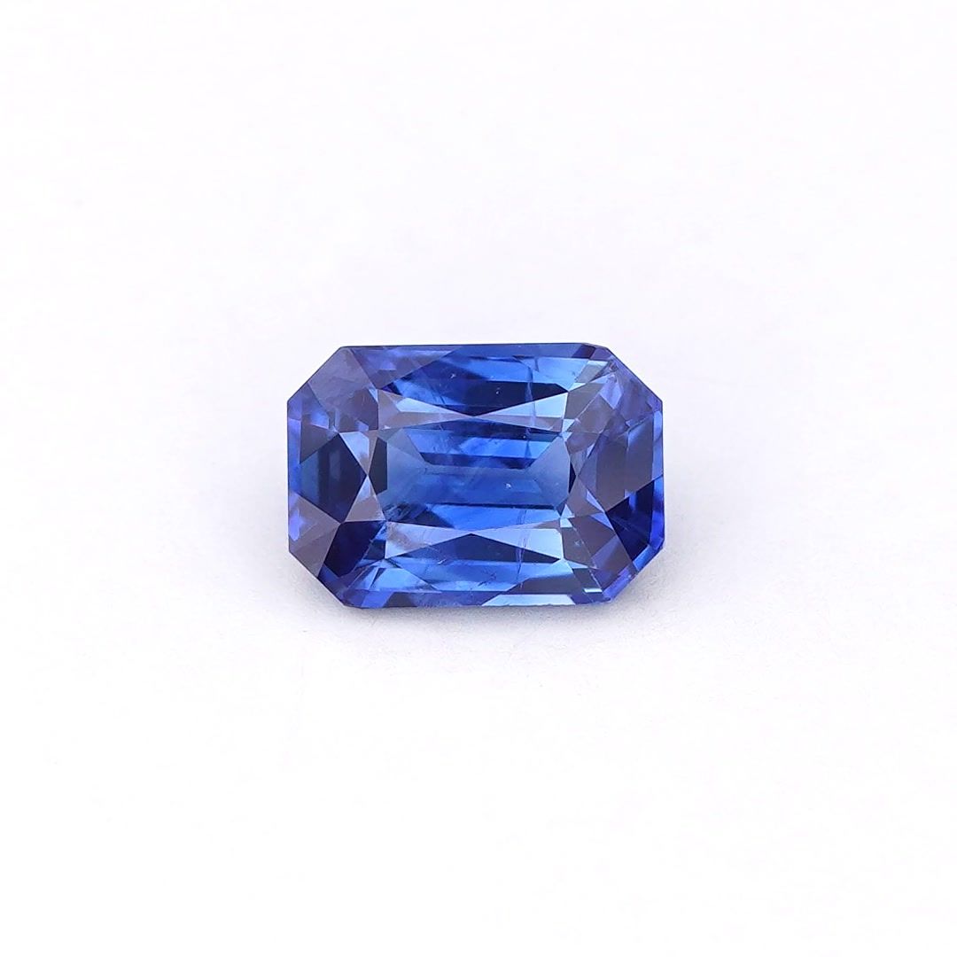 1.07 ct Sapphire