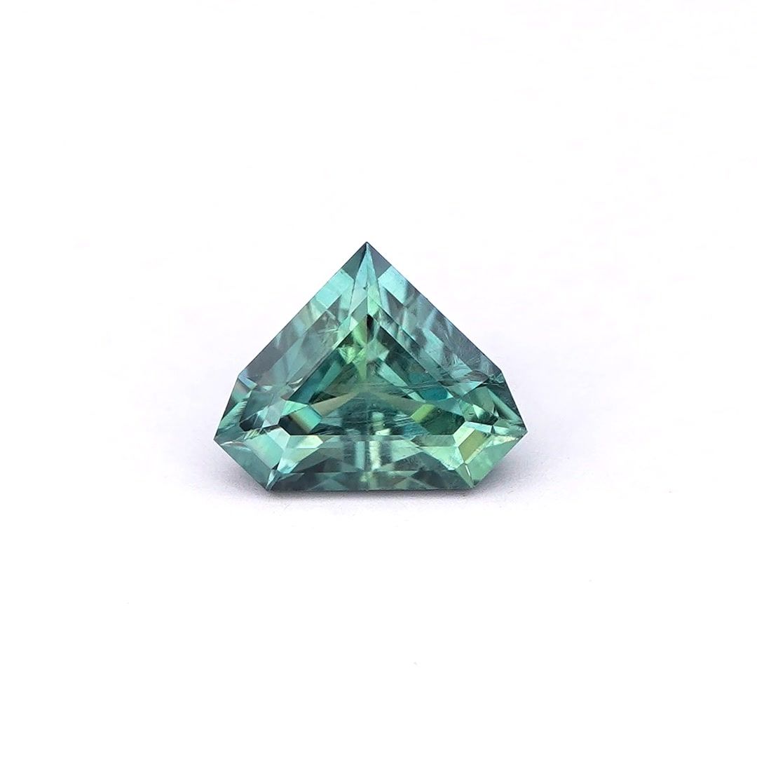 0.94 ct Sapphire