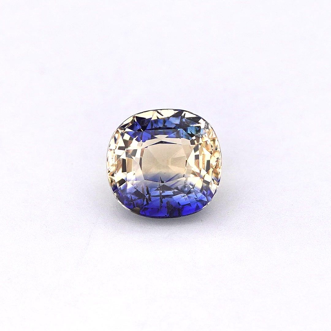 Szafir 1,06 ct, niebieski, szlif cushion