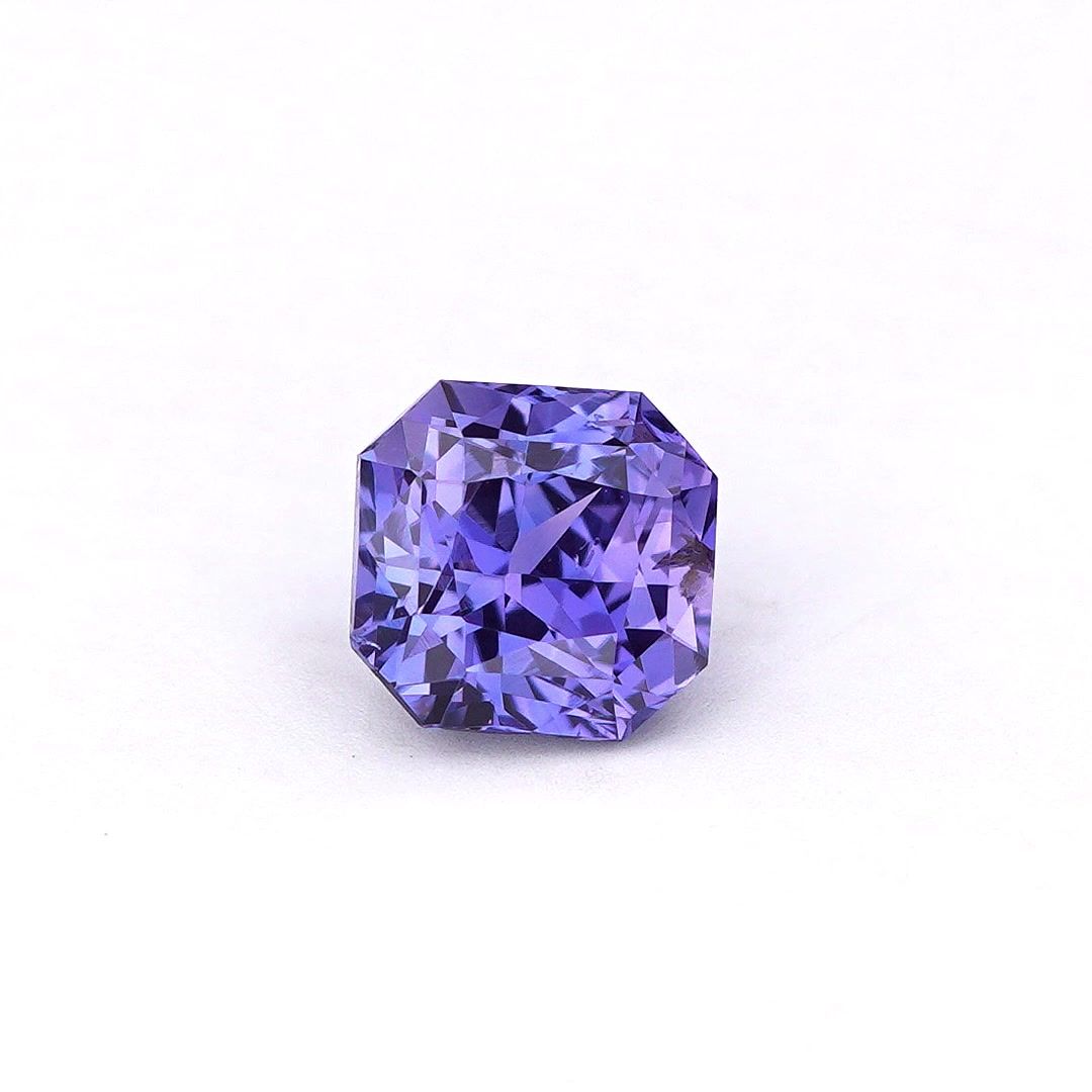 1.09 ct Sapphire