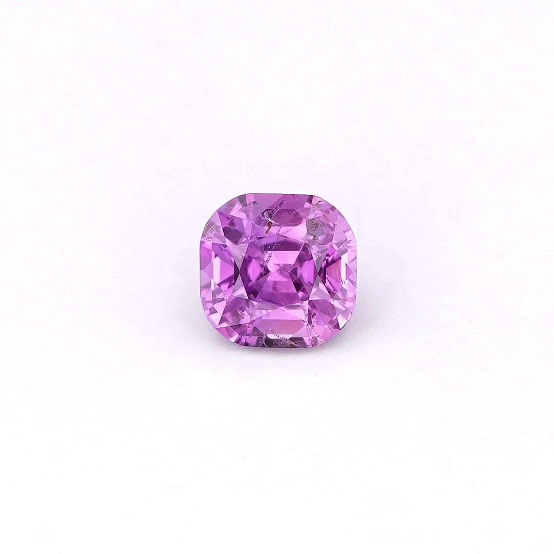 0.82 ct Sapphire