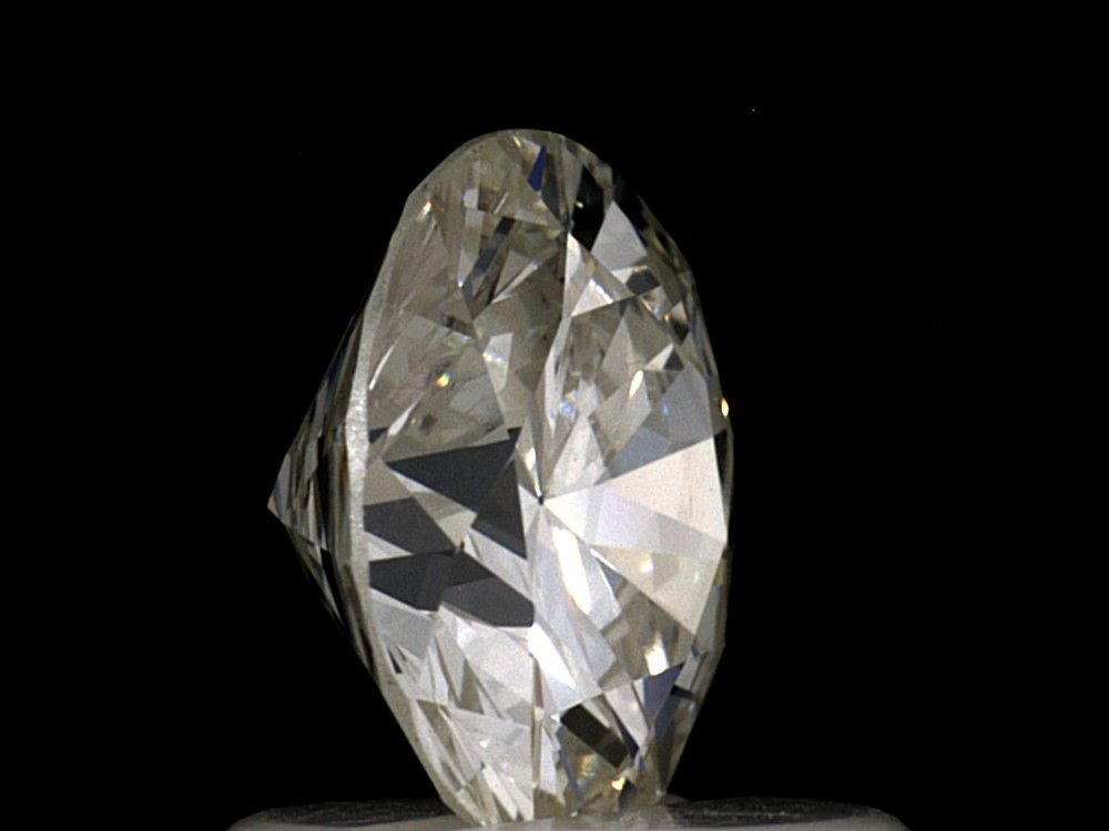 Prírodný diamant briolette,...