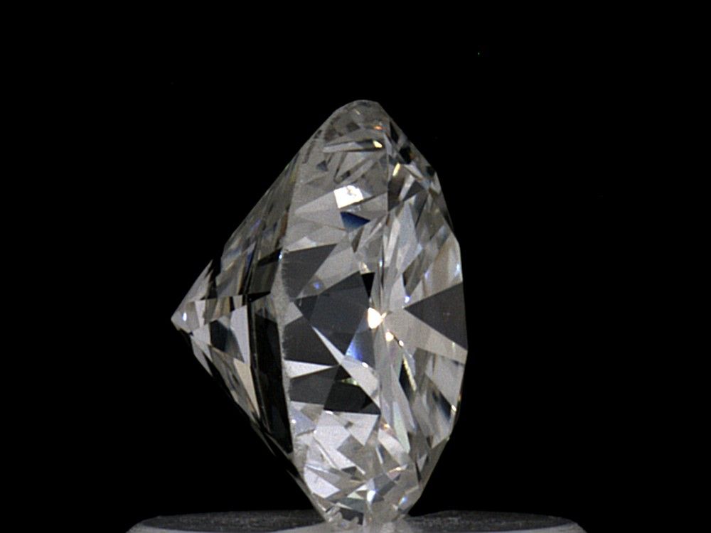 Prírodný diamant briolette,...