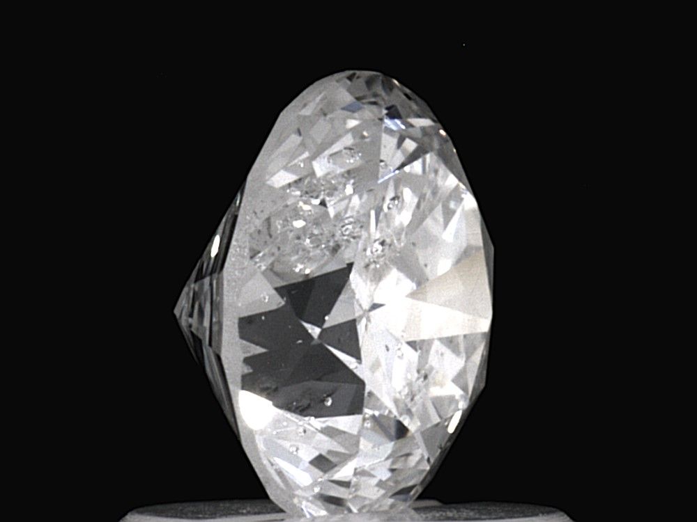 Prírodný diamant briolette,...