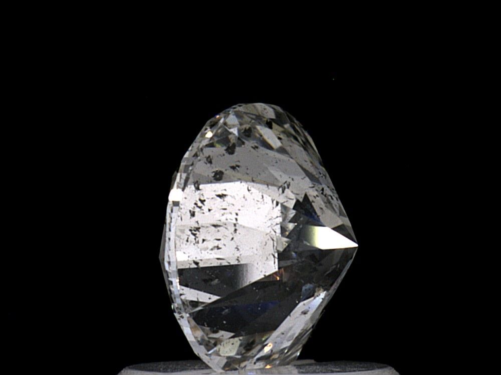 Prírodný diamant briolette,...