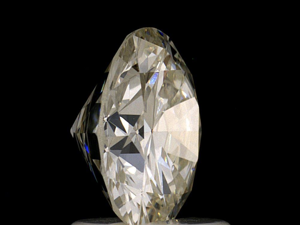 Prírodný diamant briolette,...