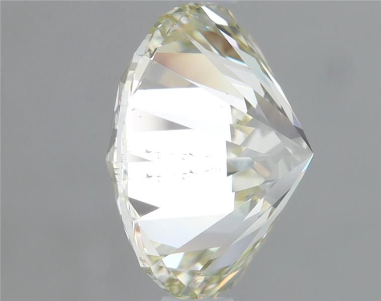 Prírodný diamant okrúhly...