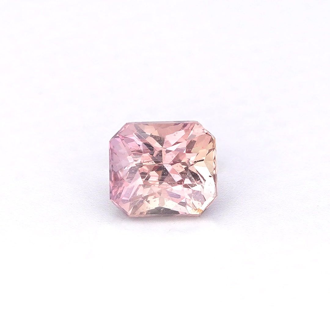 Szafir 1,12 ct, różowy, szlif ośmiokątny