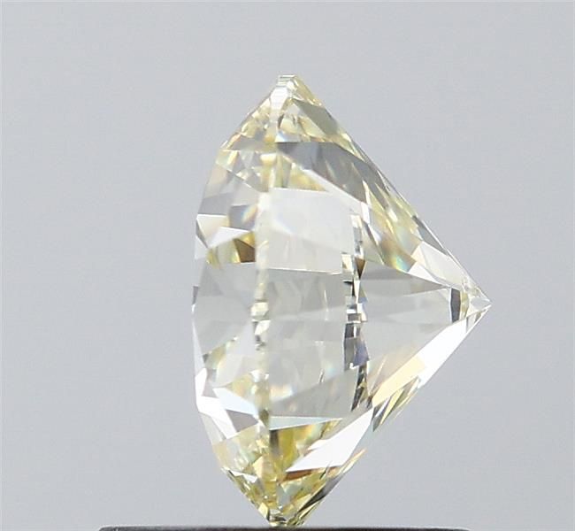 Prírodný diamant okrúhly...