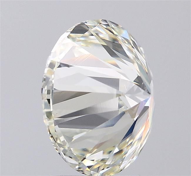 Prírodný diamant okrúhly...