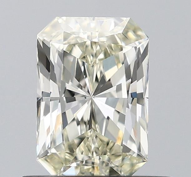 Prírodný diamant radiant,...