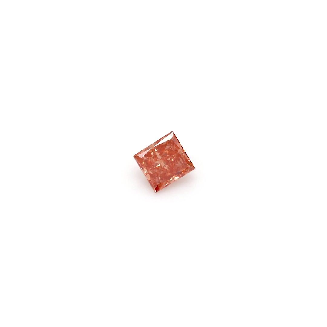 0.43 CT Fancy Deep Orange PRINCESS