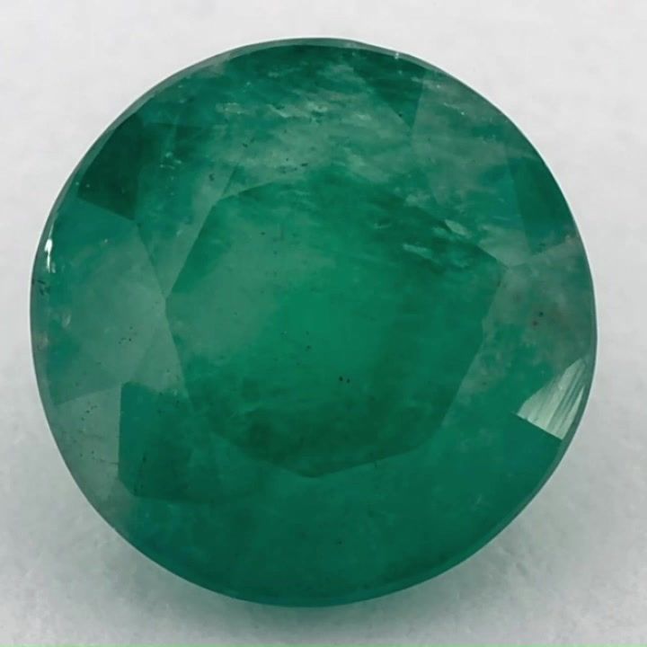 2.70 ct Emerald