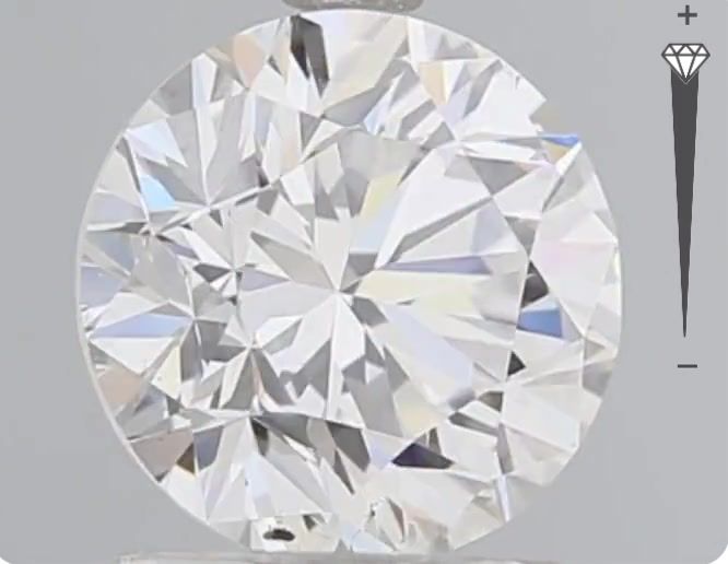 Prírodný diamant okrúhly...