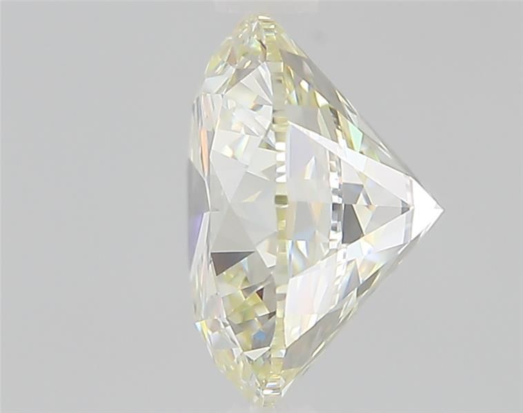 Prírodný diamant okrúhly...