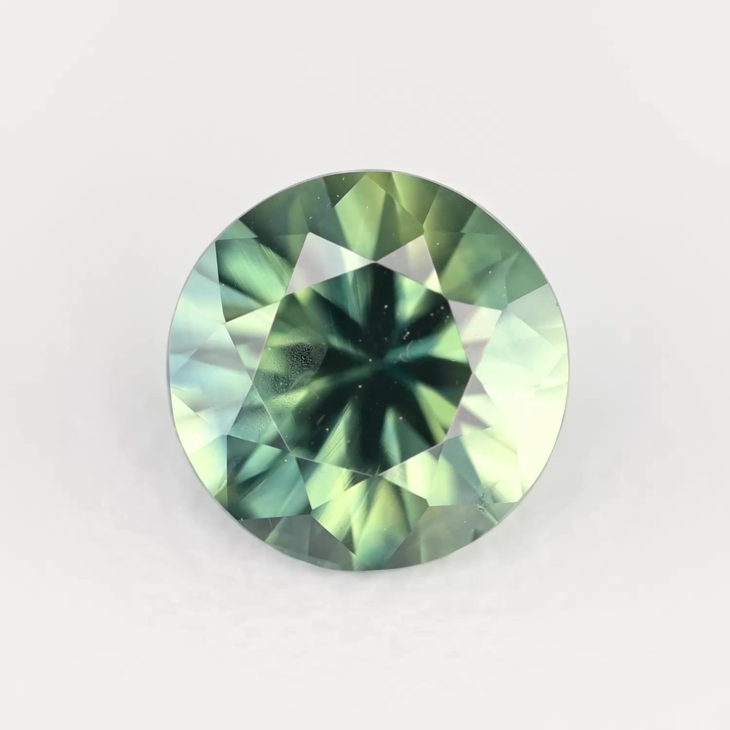 0.60 ct Sapphire