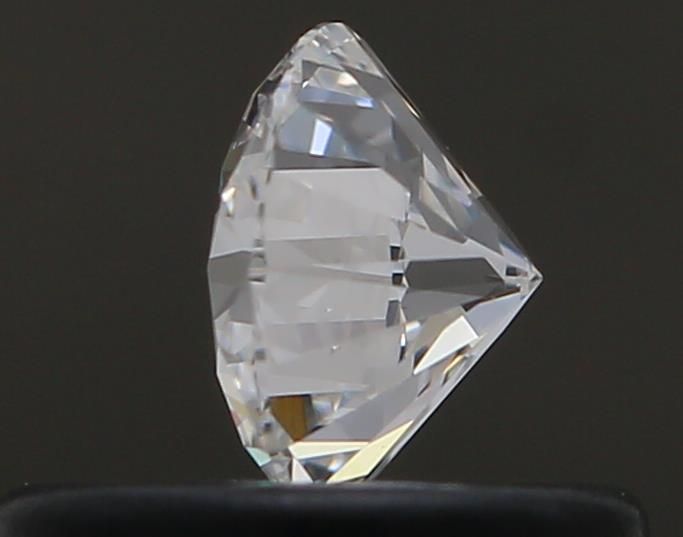 Prírodný diamant okrúhly...