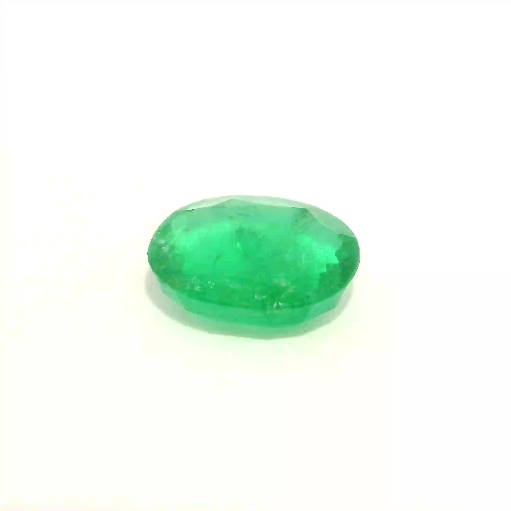 Szmaragd 2,47 ct, zielony, szlif owalny