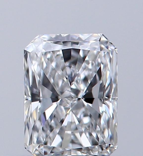 Prírodný diamant radiant,...