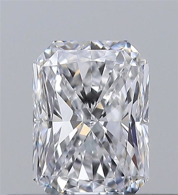 Prírodný diamant radiant,...