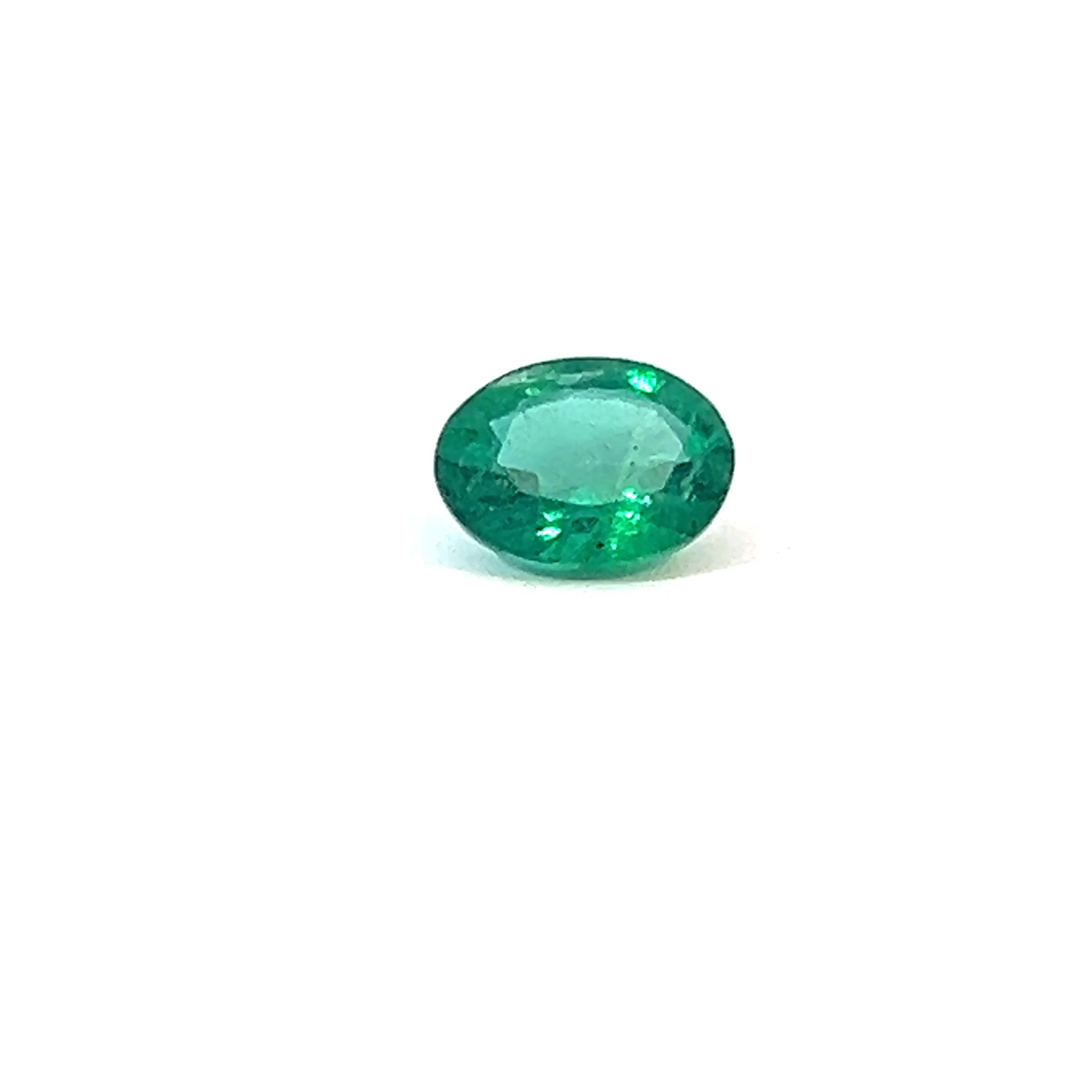 Szmaragd 1,78 ct, zielony, szlif owalny