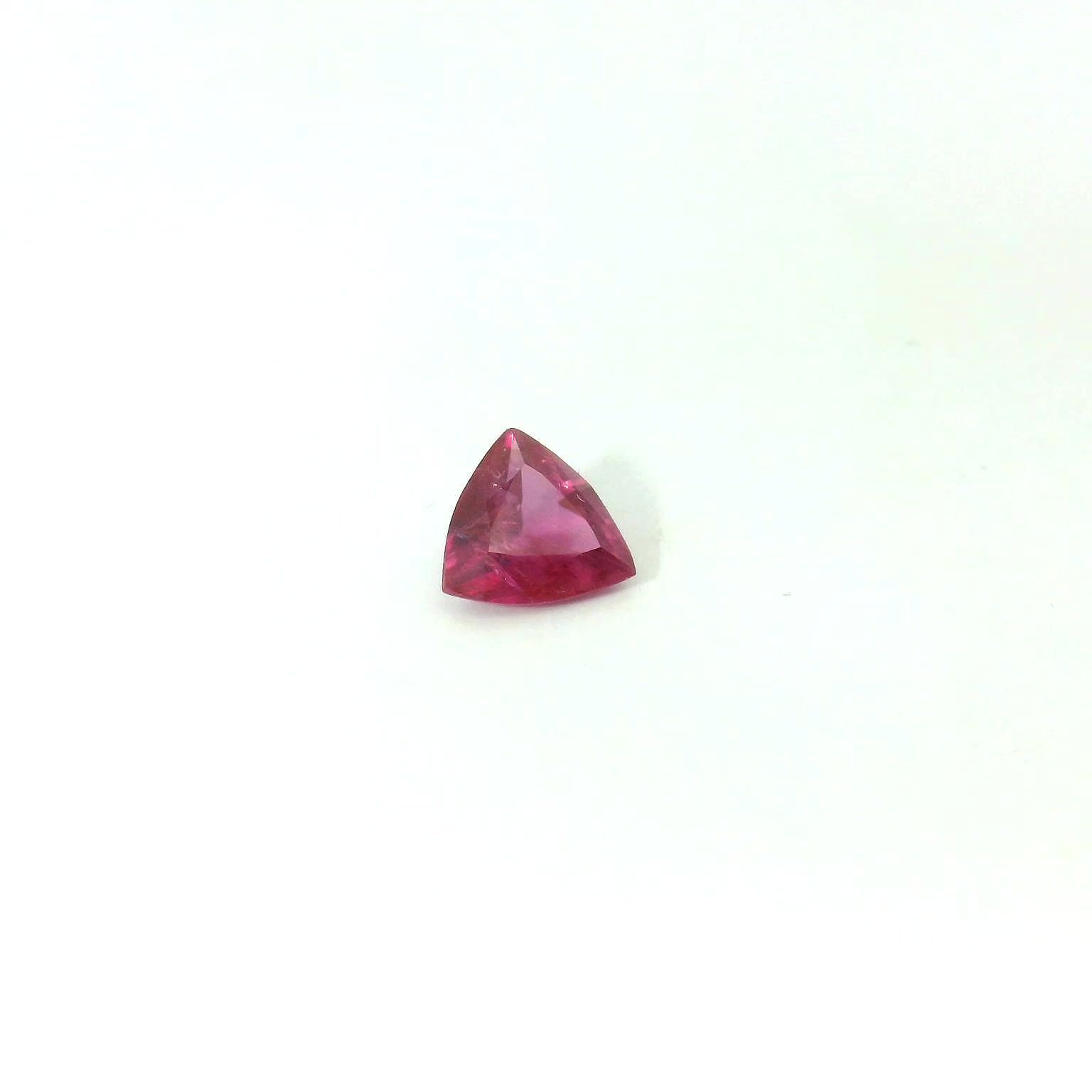 0.73 ct Trilliant Ruby