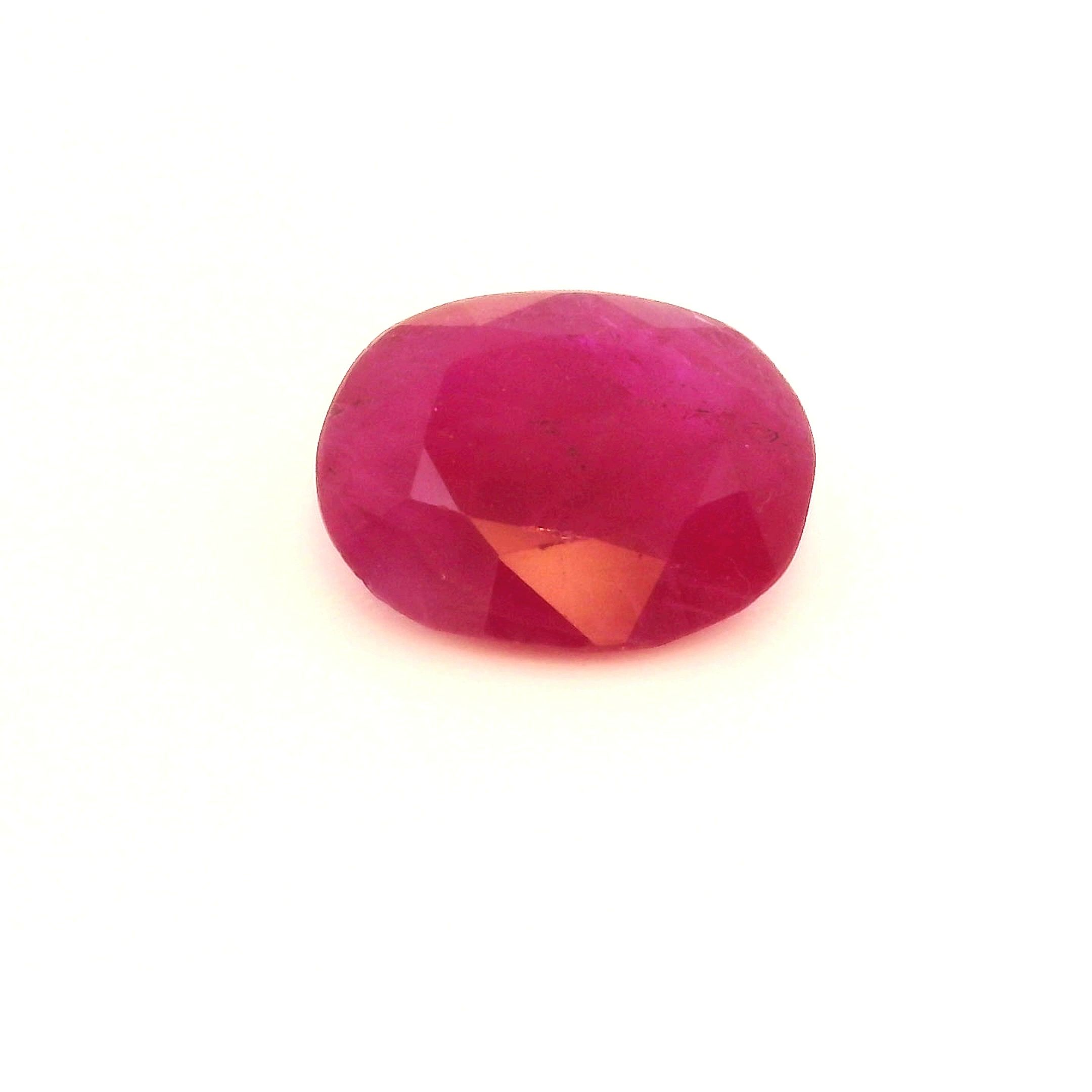 Rubin 1,46 ct, czerwony, szlif owalny