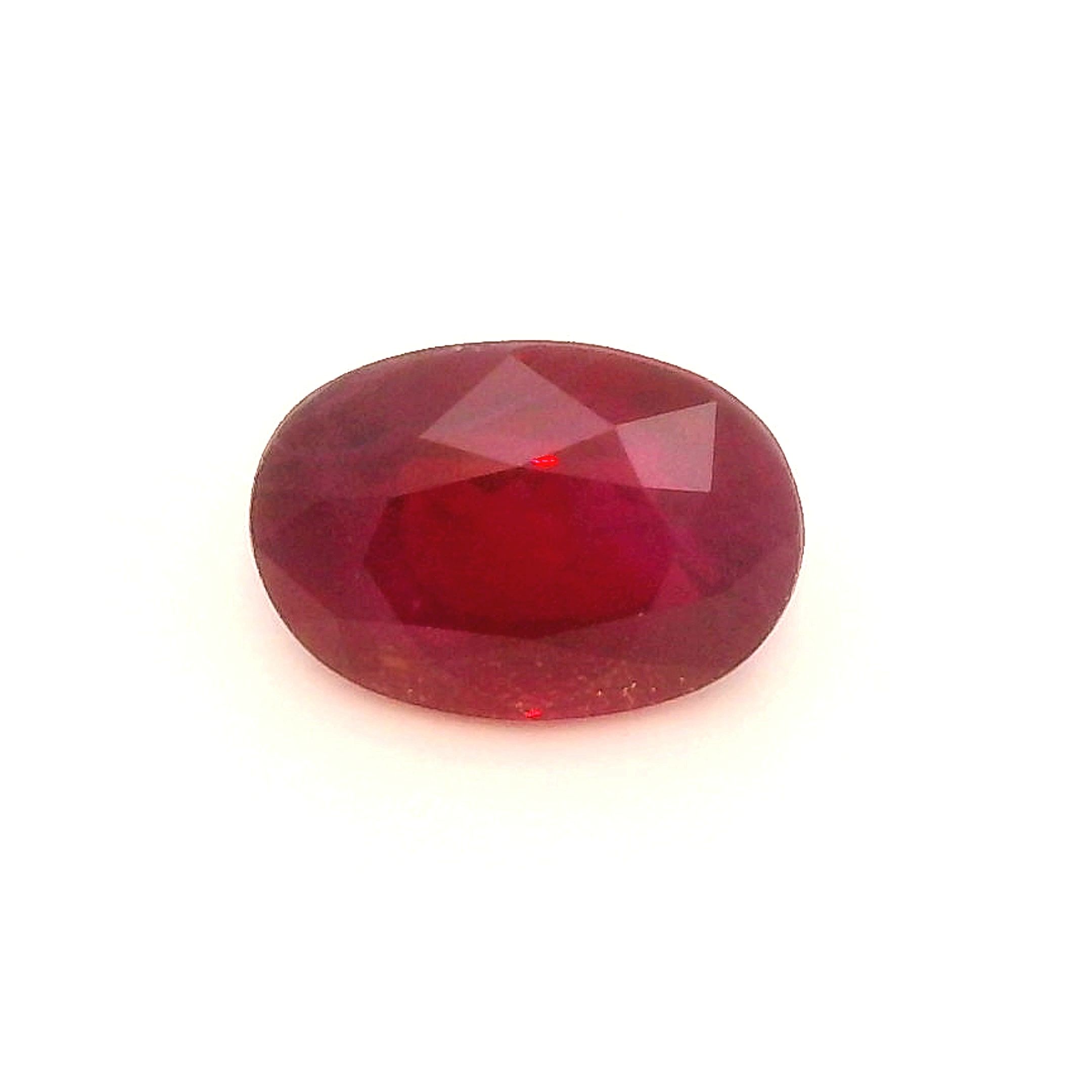 Rubin 1,31 ct, czerwony, szlif owalny