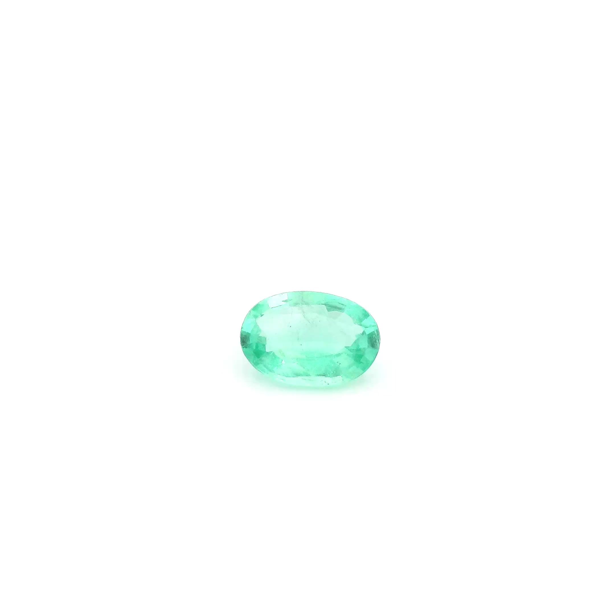 0.35ct - Green -  - Oval