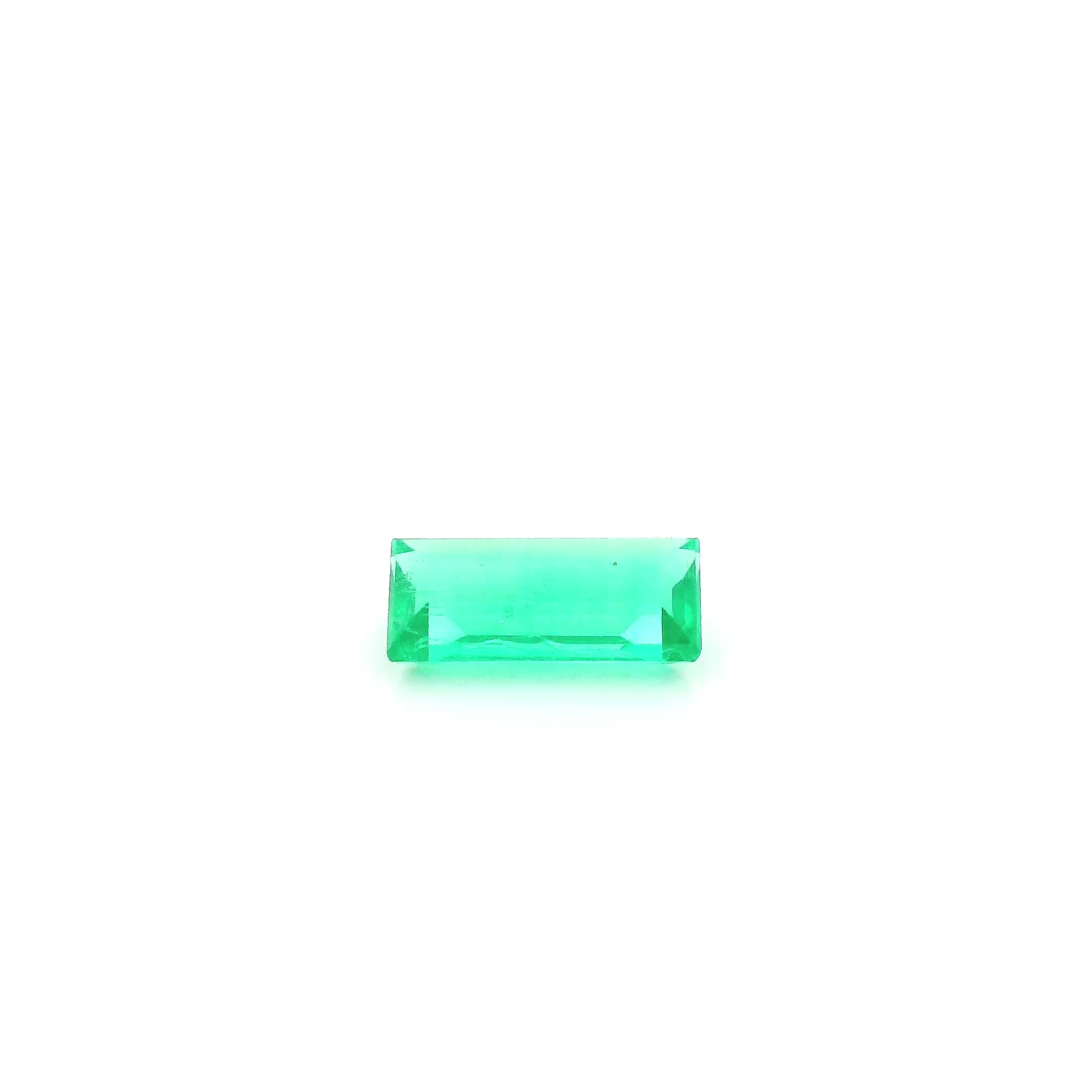 0.51 ct Baguette emerald