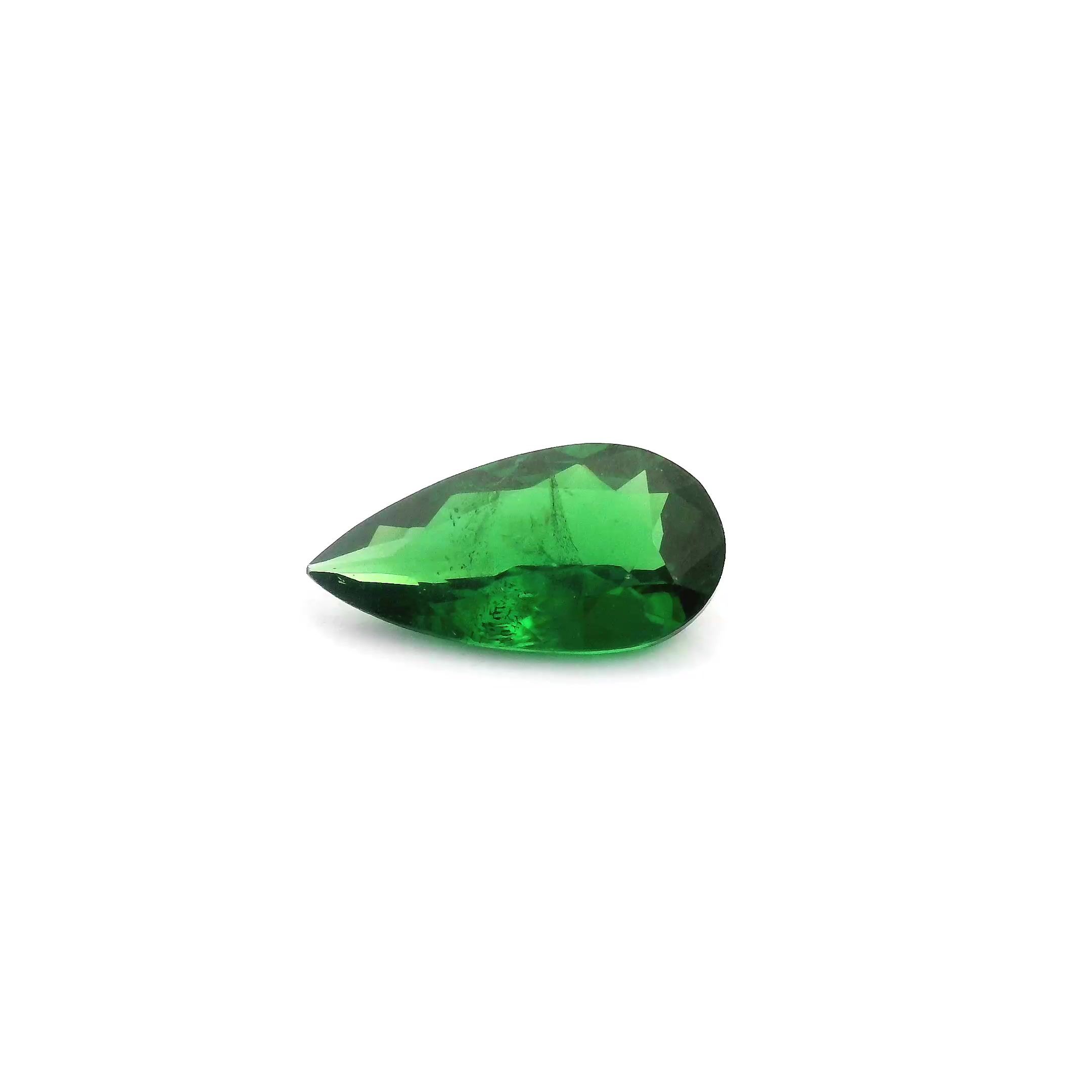 GARNET FACETED 0.98ct GREEN Deep green SI KENYA NONE