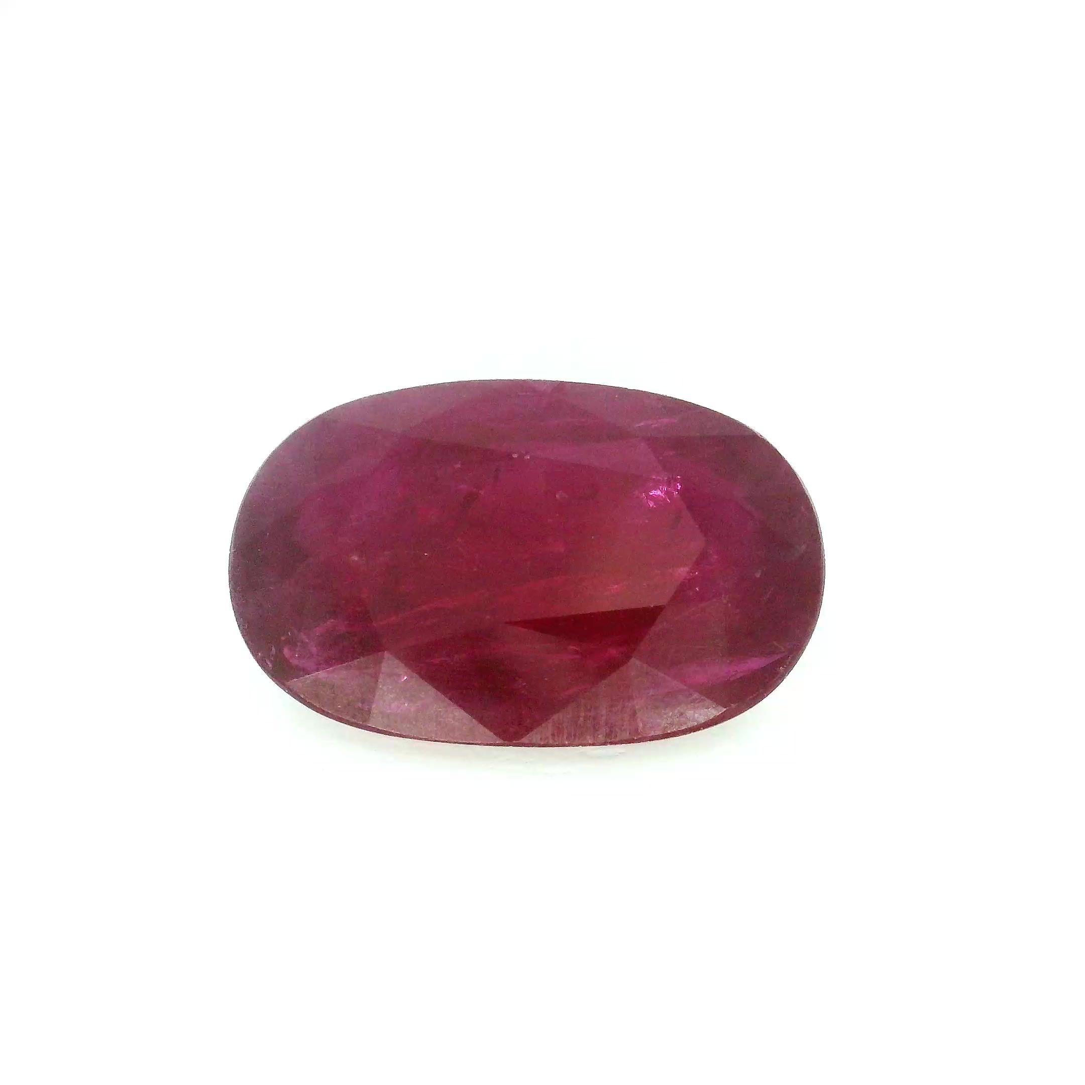 Rubin 5,69 ct, czerwony, szlif owalny