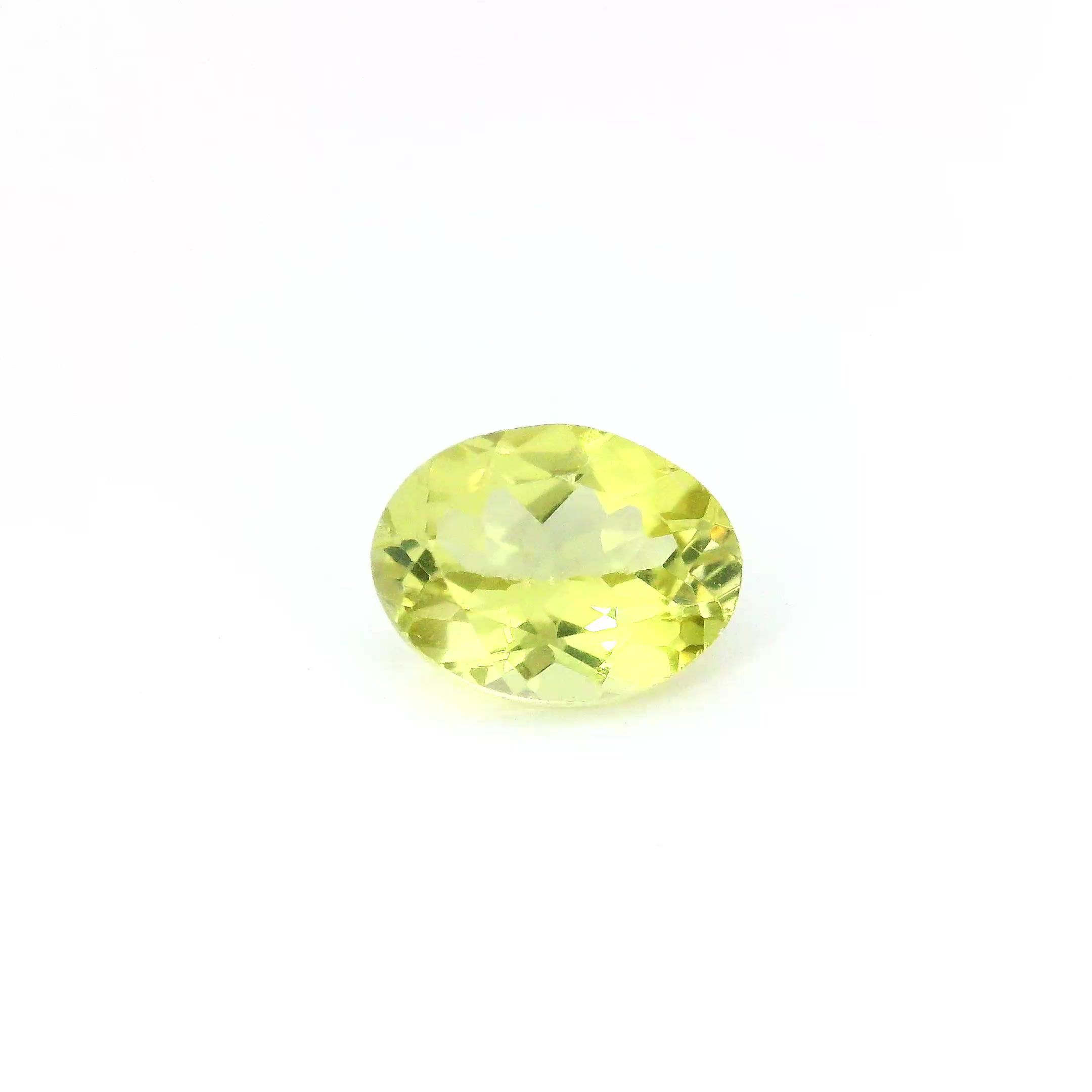 Apatyt 1,60 ct, żółty, szlif owalny