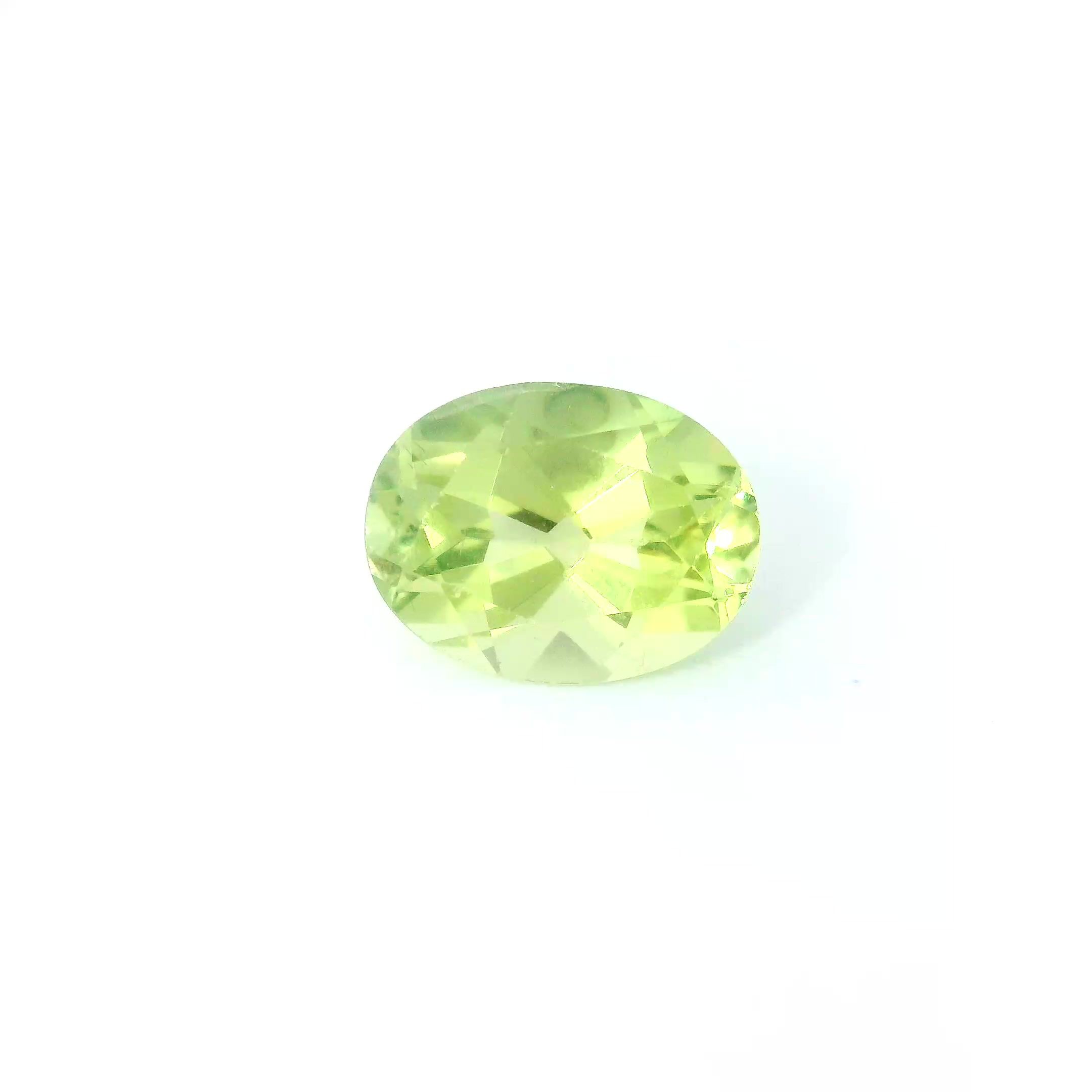 Apatyt 1,79 ct, żółty, szlif owalny